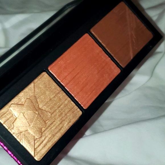 M•A•C 💋 Shiny Pretty Things Face Palette (pick 1) Limited Ed./Discontinued BNIB - Picture 7 of 9